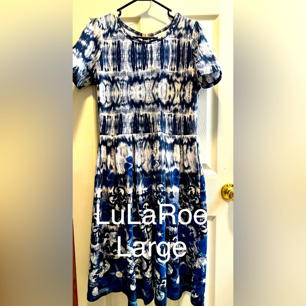 LuLaRoe Amelia Large